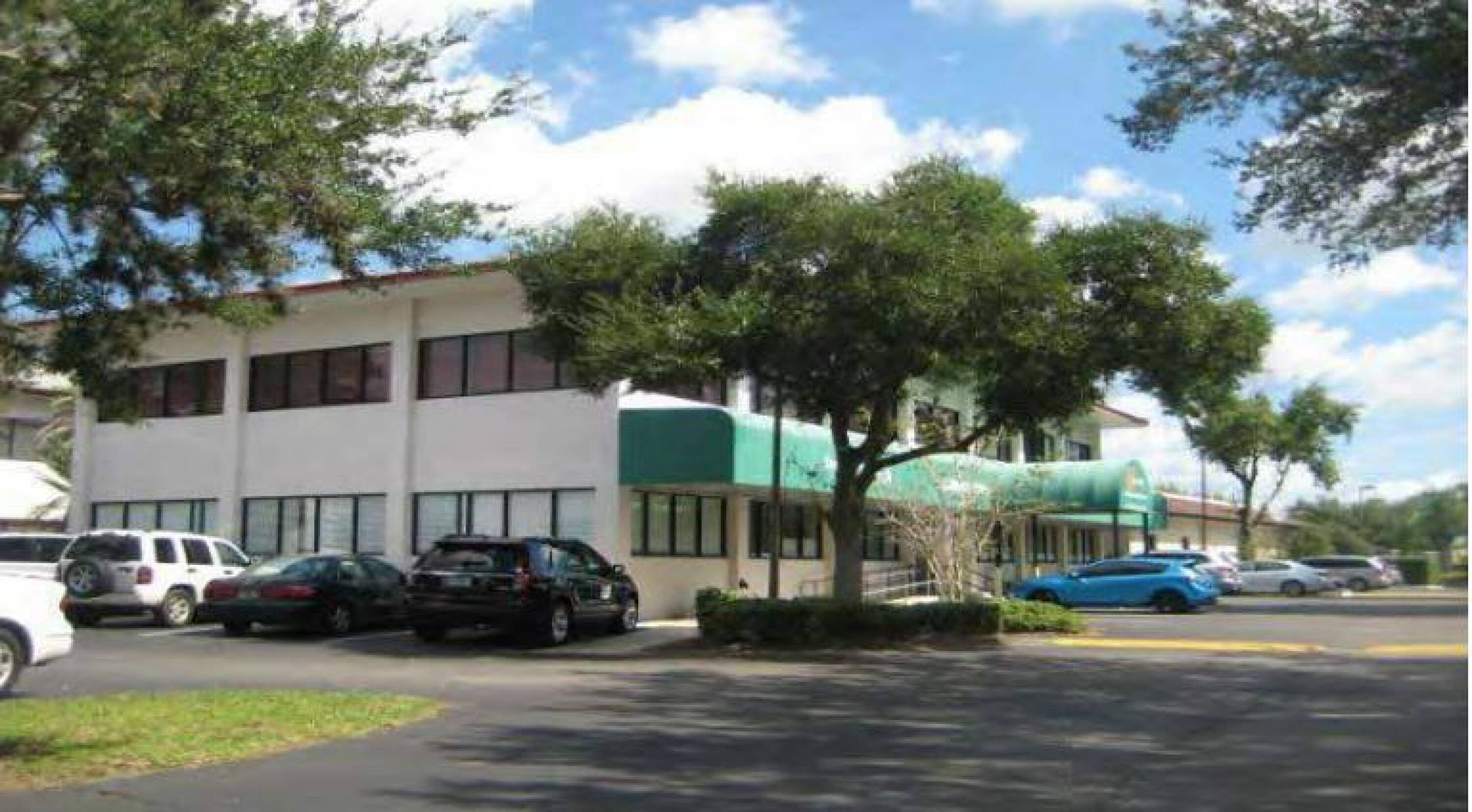 Sun City Center Corporate Center exterior