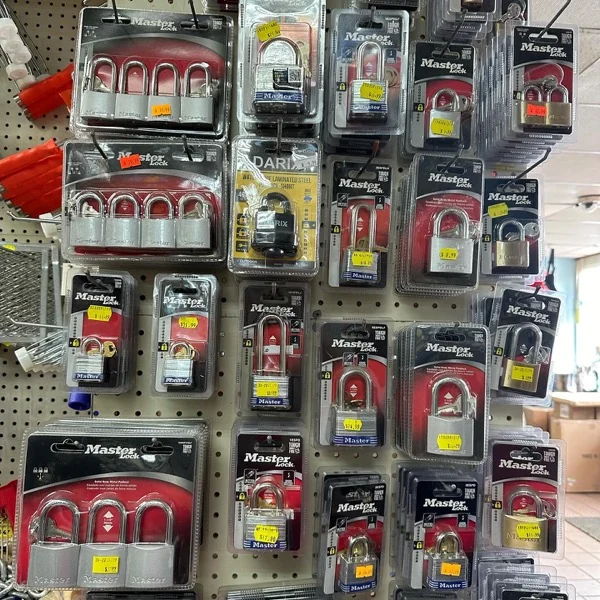 Pared de candados Master Lock