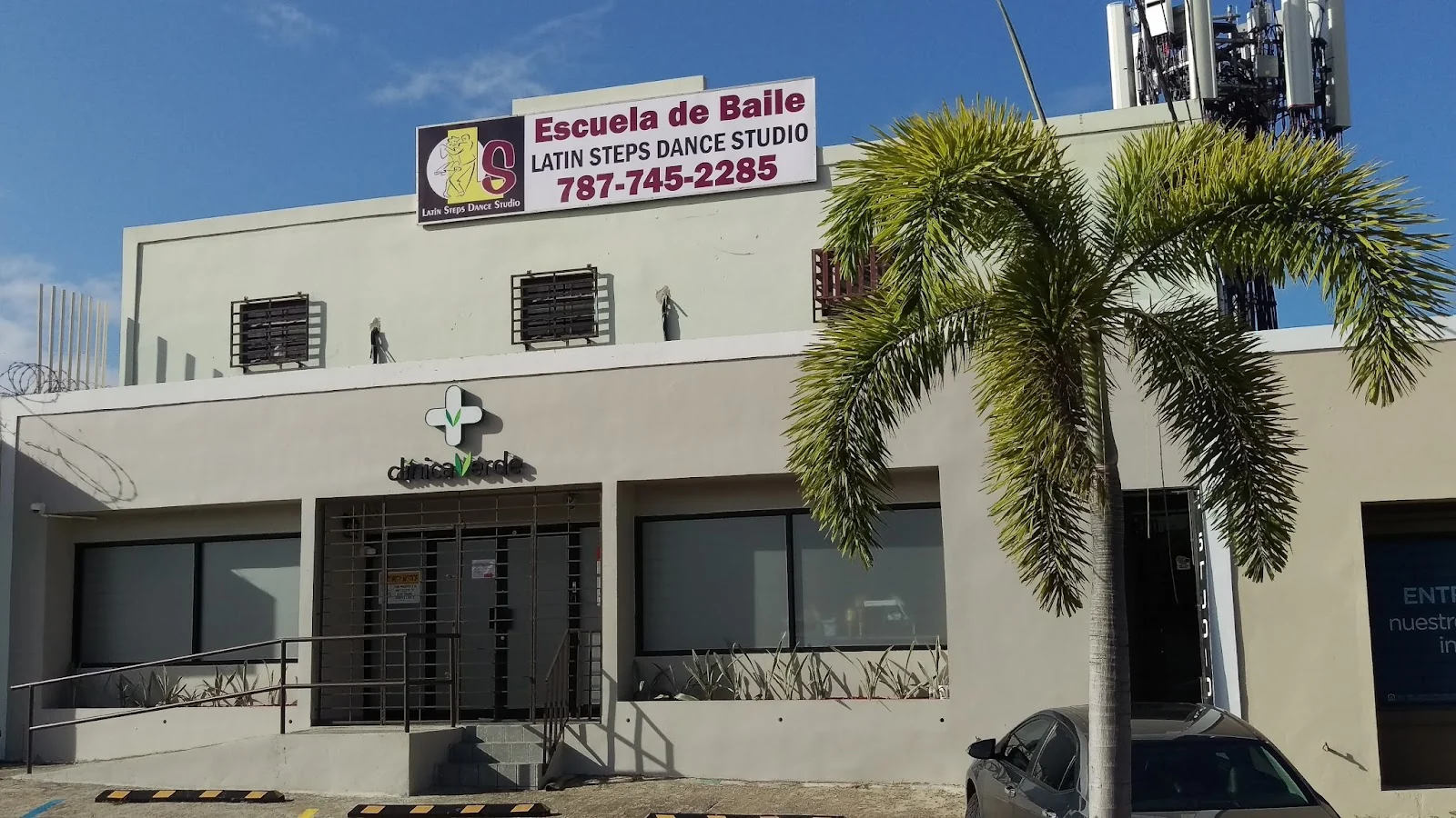 Fachada de Latin Steps Dance Studio en Caguas Norte