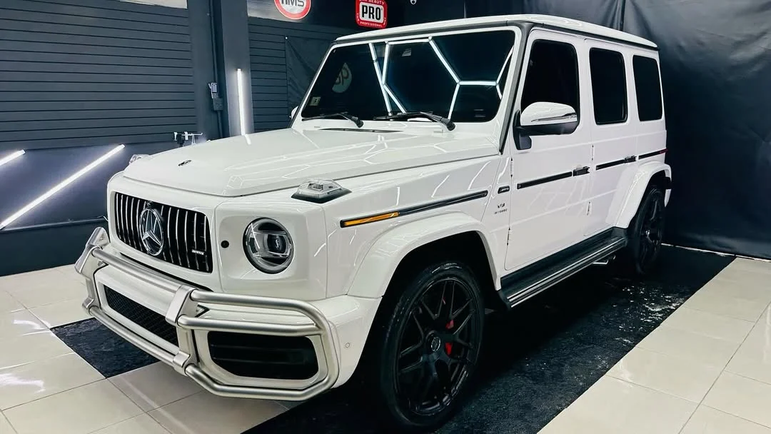 Mercedes G63 AMG con ceramic Glassparency en bay LED Maxx Auto