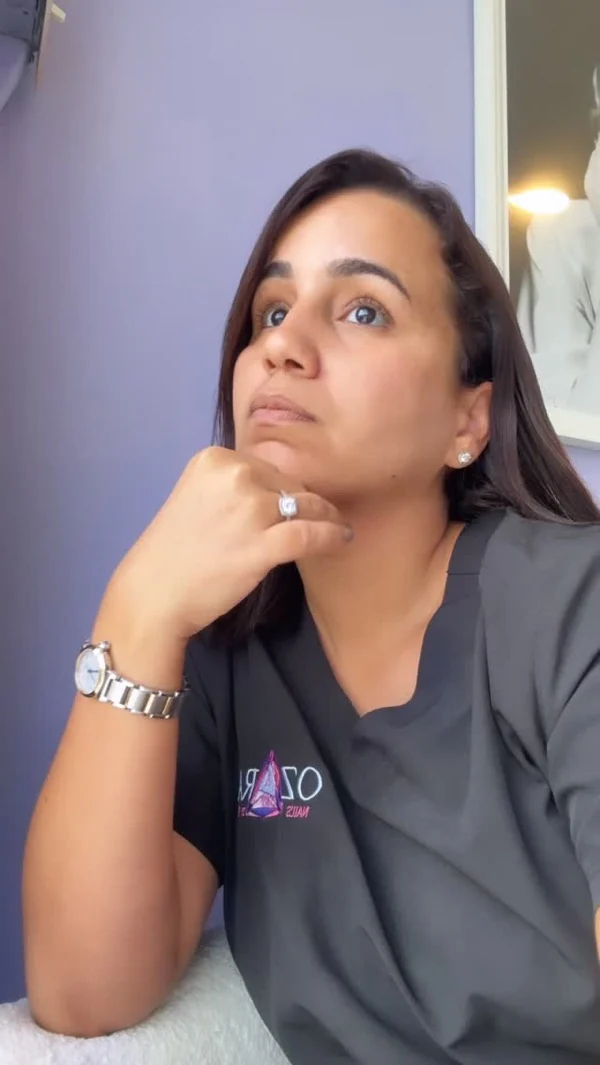 Jossy, instructora de Ozara Nails by Jossy