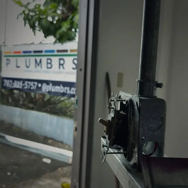Foto de PLUMBRS desde su Instagram